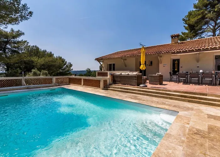 Villa Les Cigales Velaux