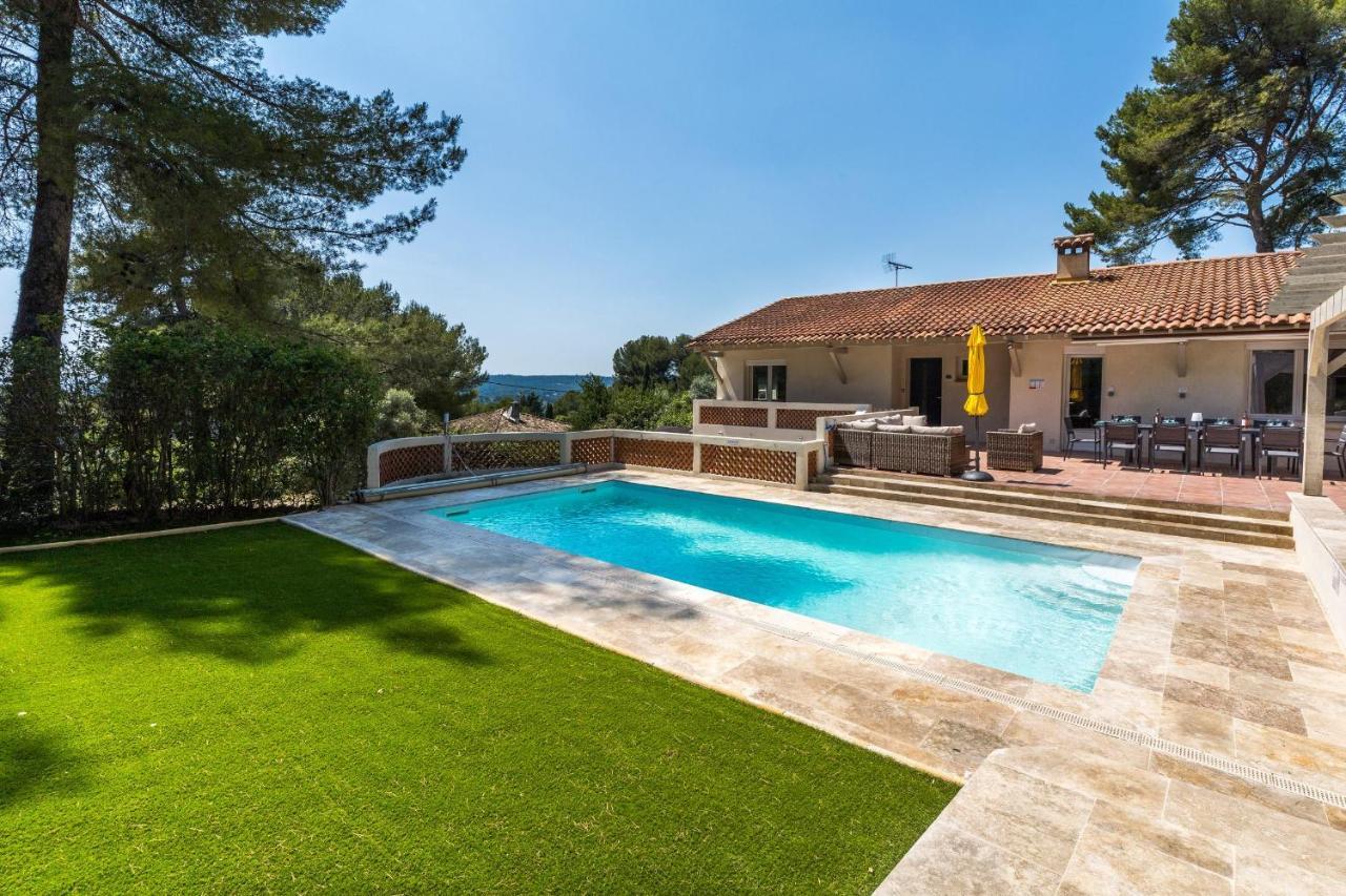 Holiday home Les Cigales Velaux